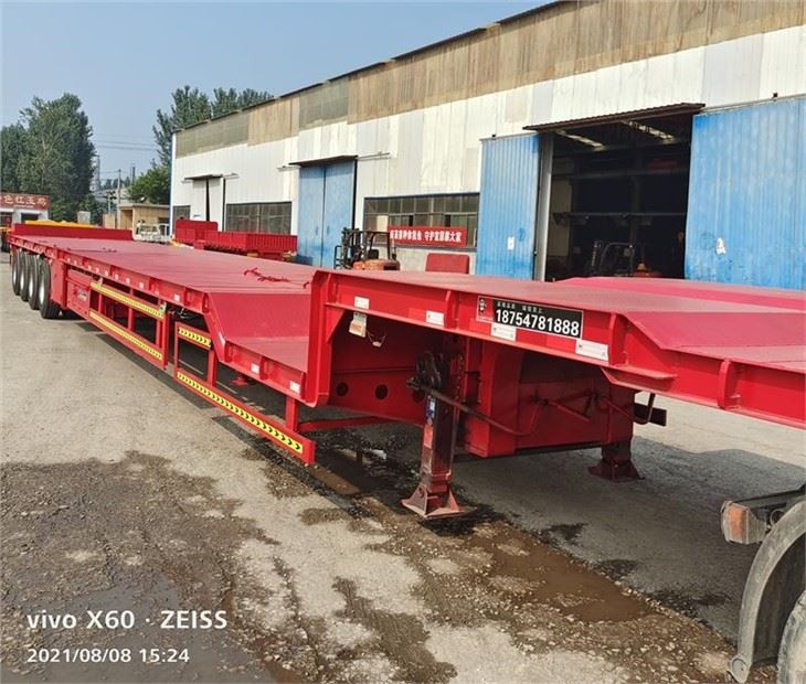 Extendable Flatbed Trailer